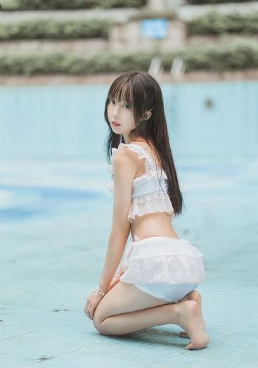 国产野外自拍_1080全集在线观看