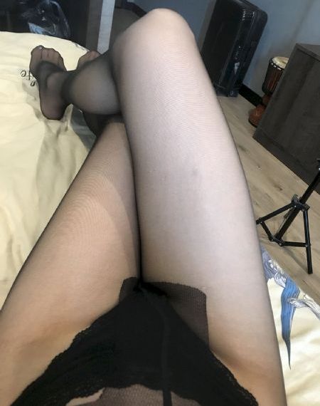 人妖下面包裹的是保鲜膜吗_BD高清在线
