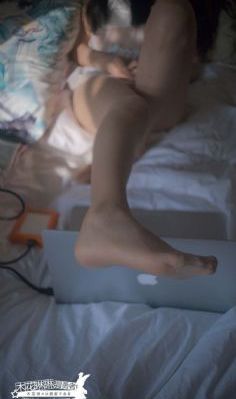 第一章破外女初尝云雨_4K免费观看视频