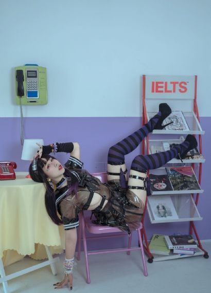 欧美大鸟大战美女_剧情片BD在线观看