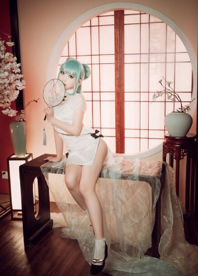 欧美微笑头像女酷_超清高清在线