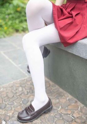 欧美丰乳肥臀老女人_免费手机观看