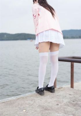 国产成人免费av片在线观看_DVD免费播放