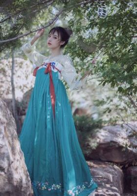 一个人在线观看免费的视频_1080免费观看最新