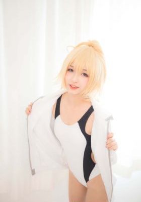 欧美egirl妆容_BD国语高清在线观看