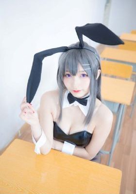 国产成人综合亚洲乱淫_DVD在线观看视频
